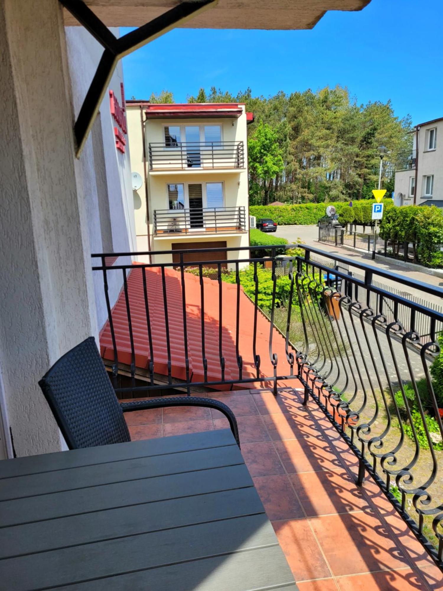 Renatka Przy Plazy Apartment Uniescie Exterior photo